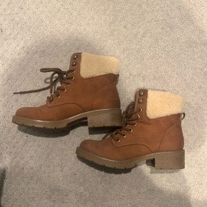 Sherpa lined boots